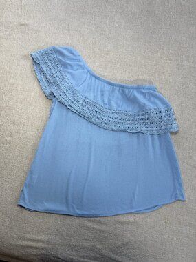 COMO Petite Light Blue One-Shoulder Crochet Trim Blouse PM